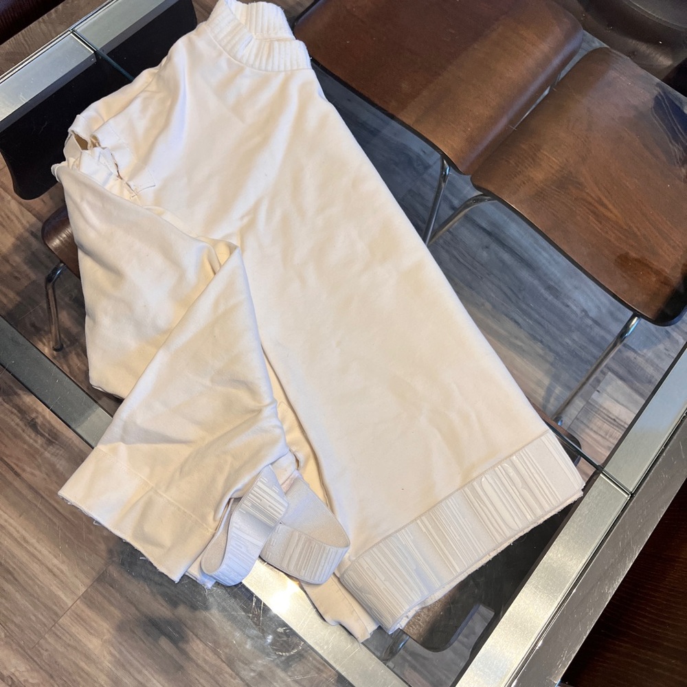 Elegant Cream Distressed Sweatshirt - Picture 2 of 4